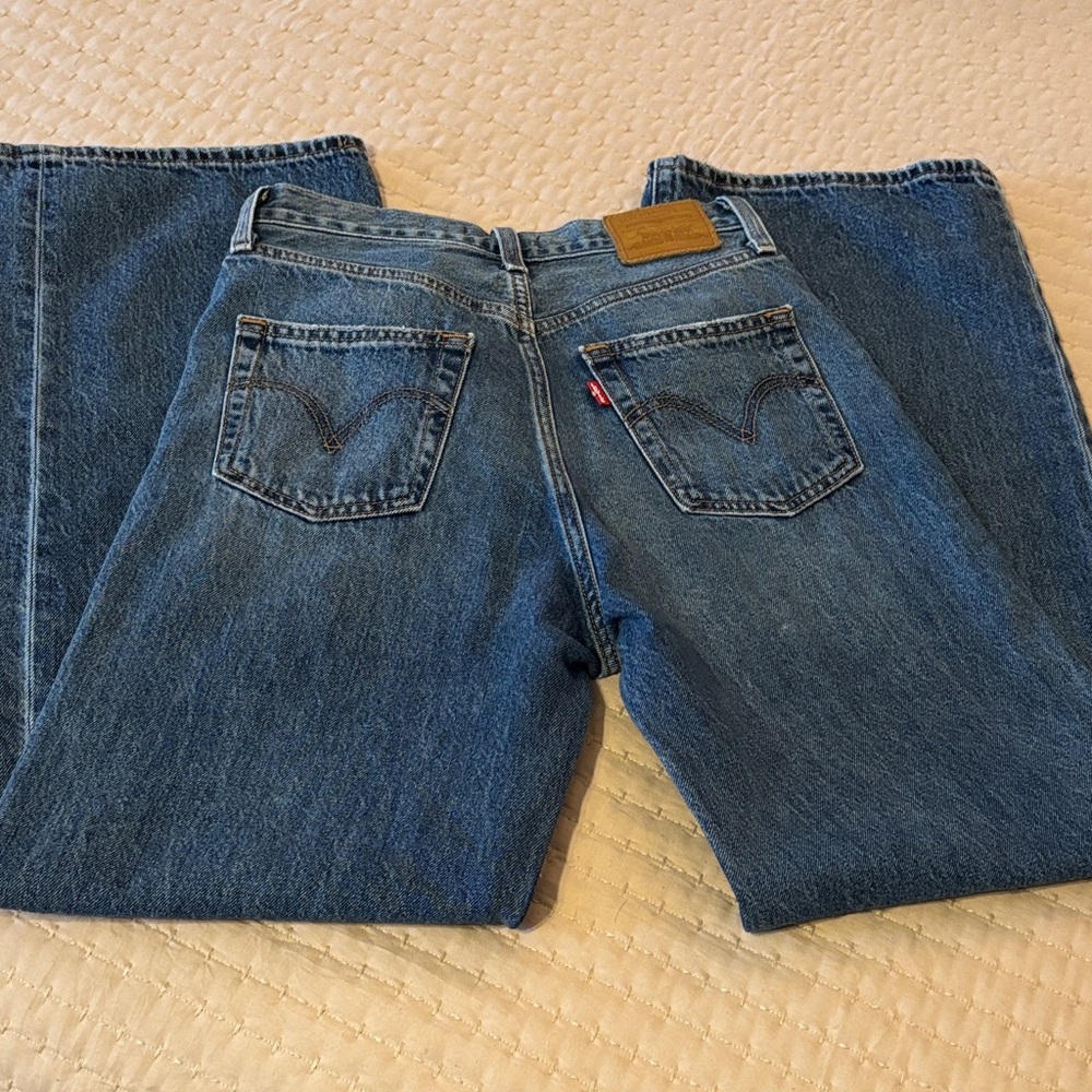Levi's high rise ribcage jeans
